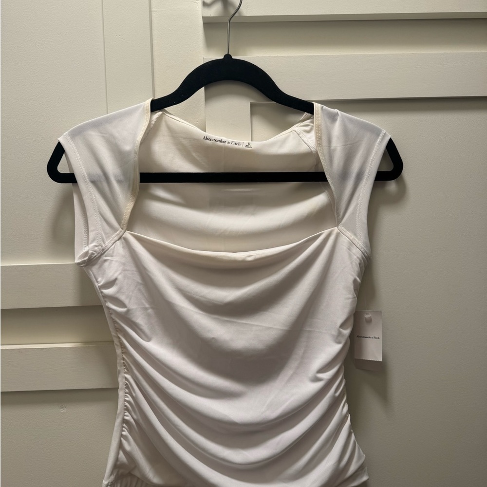 Abercrombie & Fitch White top
